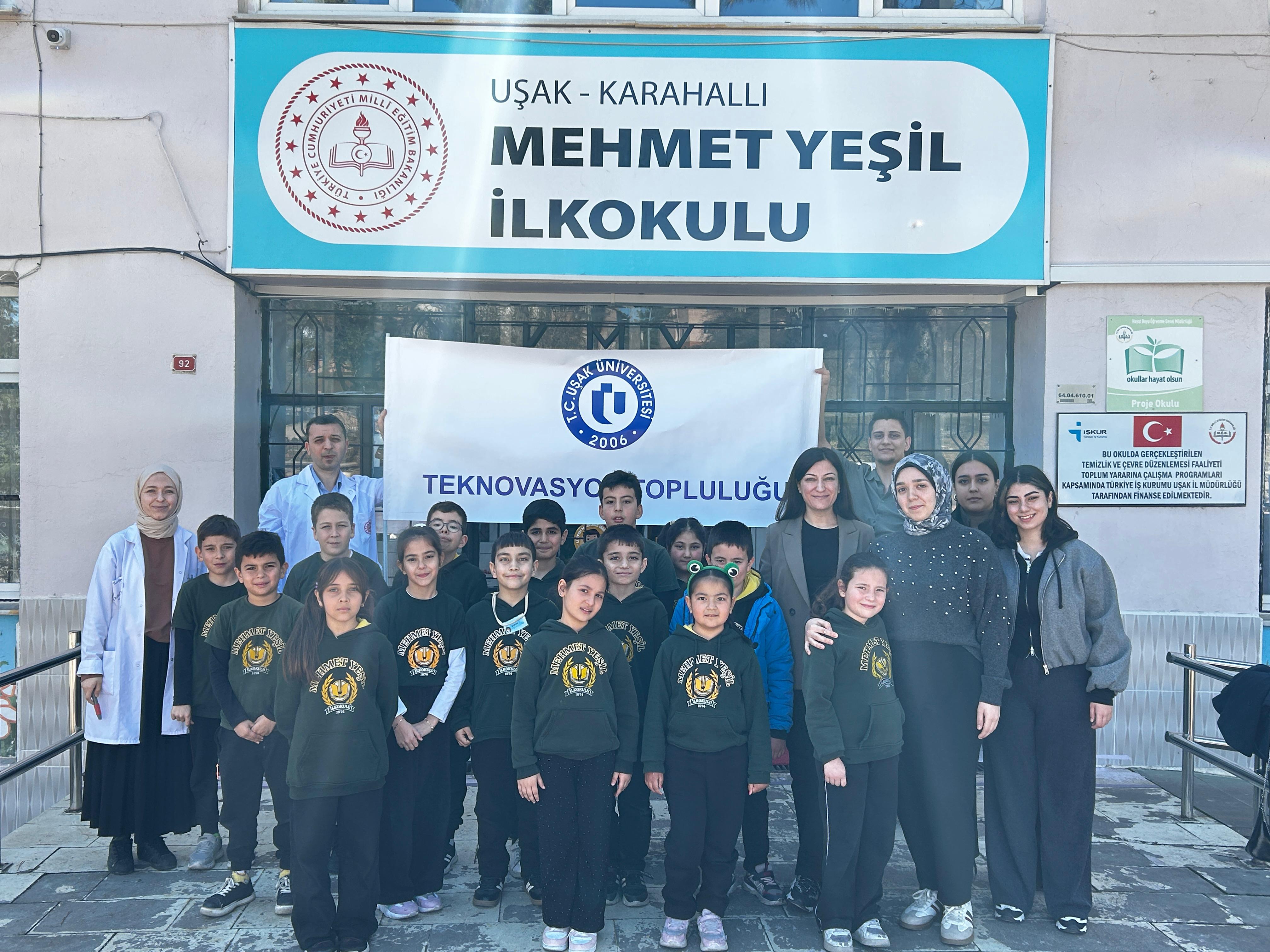 23 Nisan Canva Afiş Tasarım Etkinliği